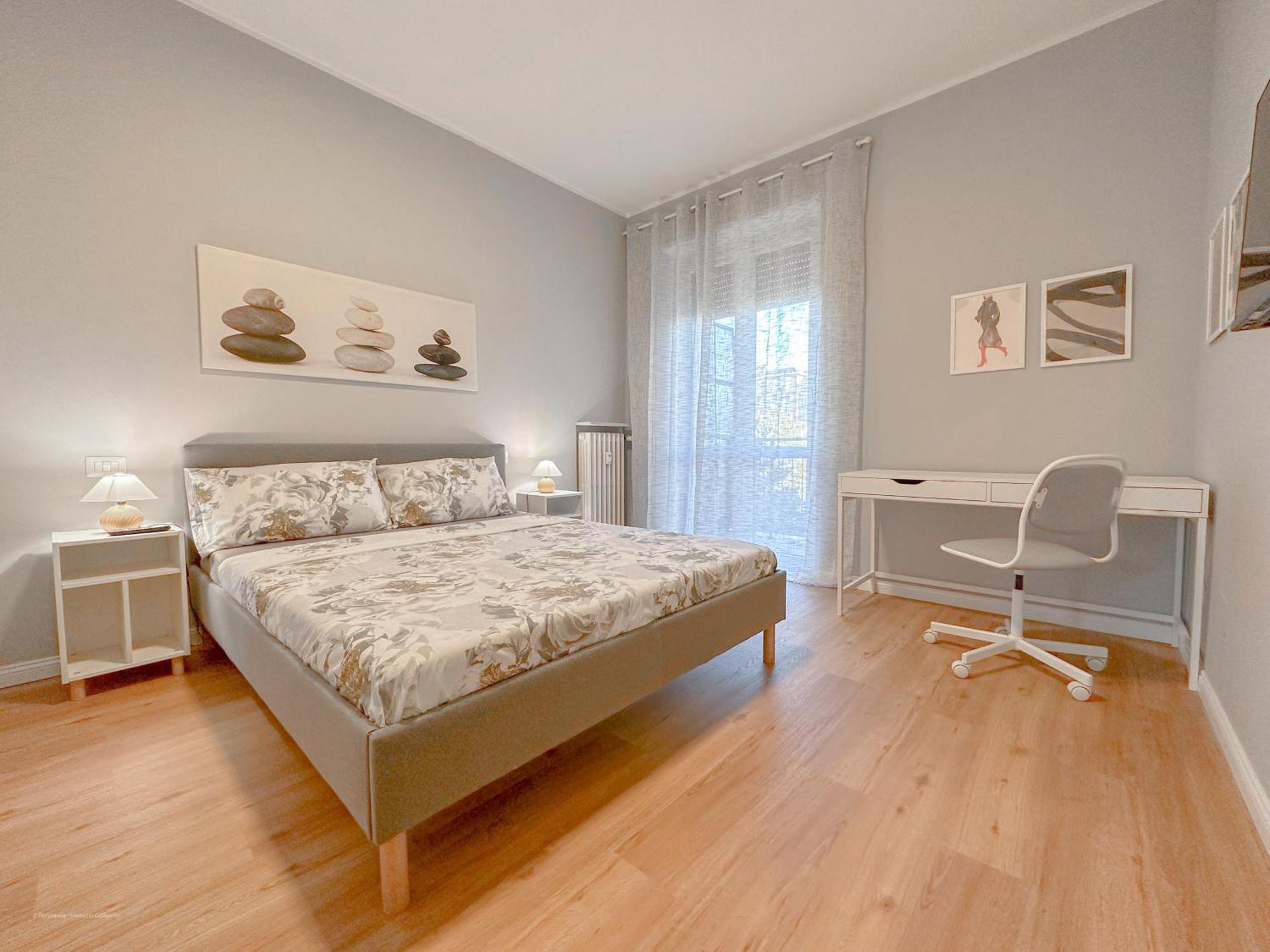 Torre 24 - Luxury Naviglio Suite Милан Экстерьер фото